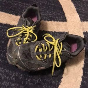 Adidas cross trainer tennis shoes. Well loved and ran many 5k’s!